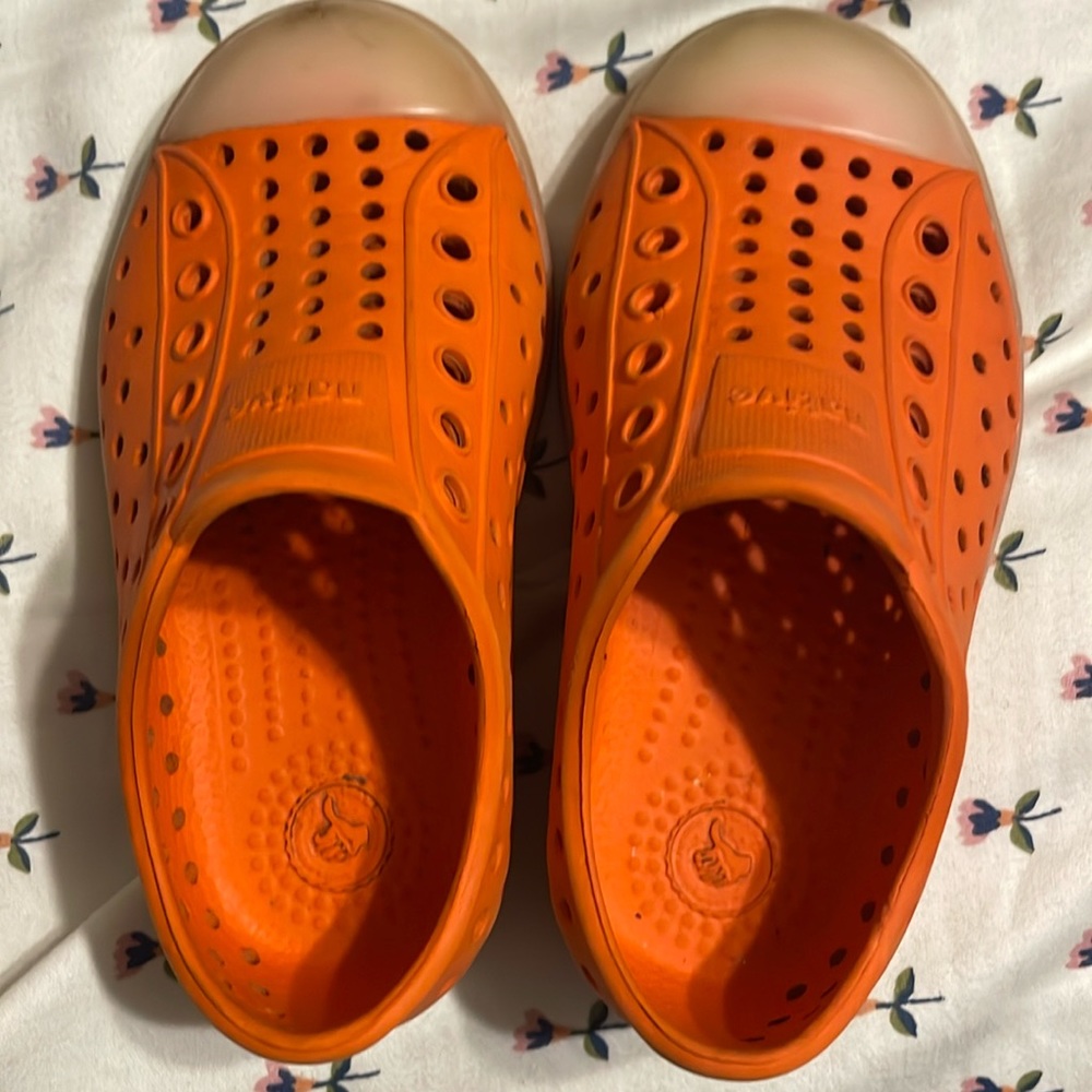 toddler natives that glow in the dark